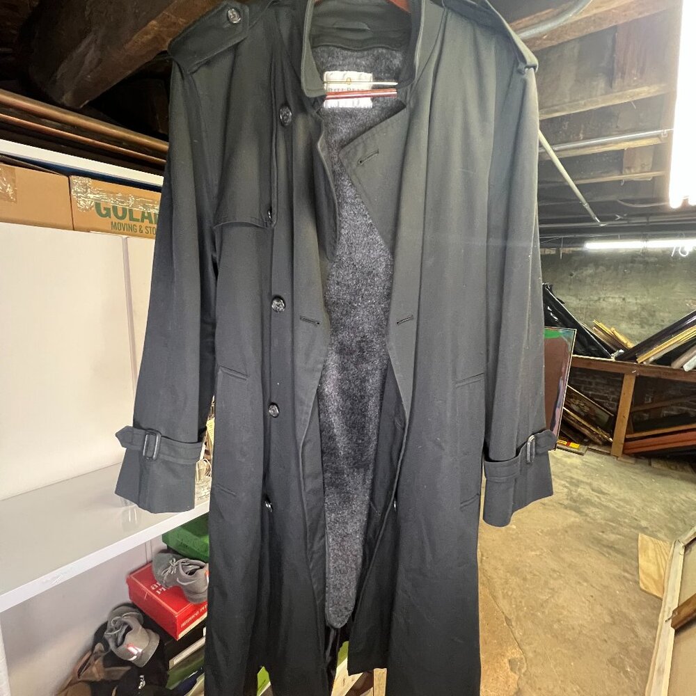 Black Trendy Tench Coat Bill Blass Menswear - 44R